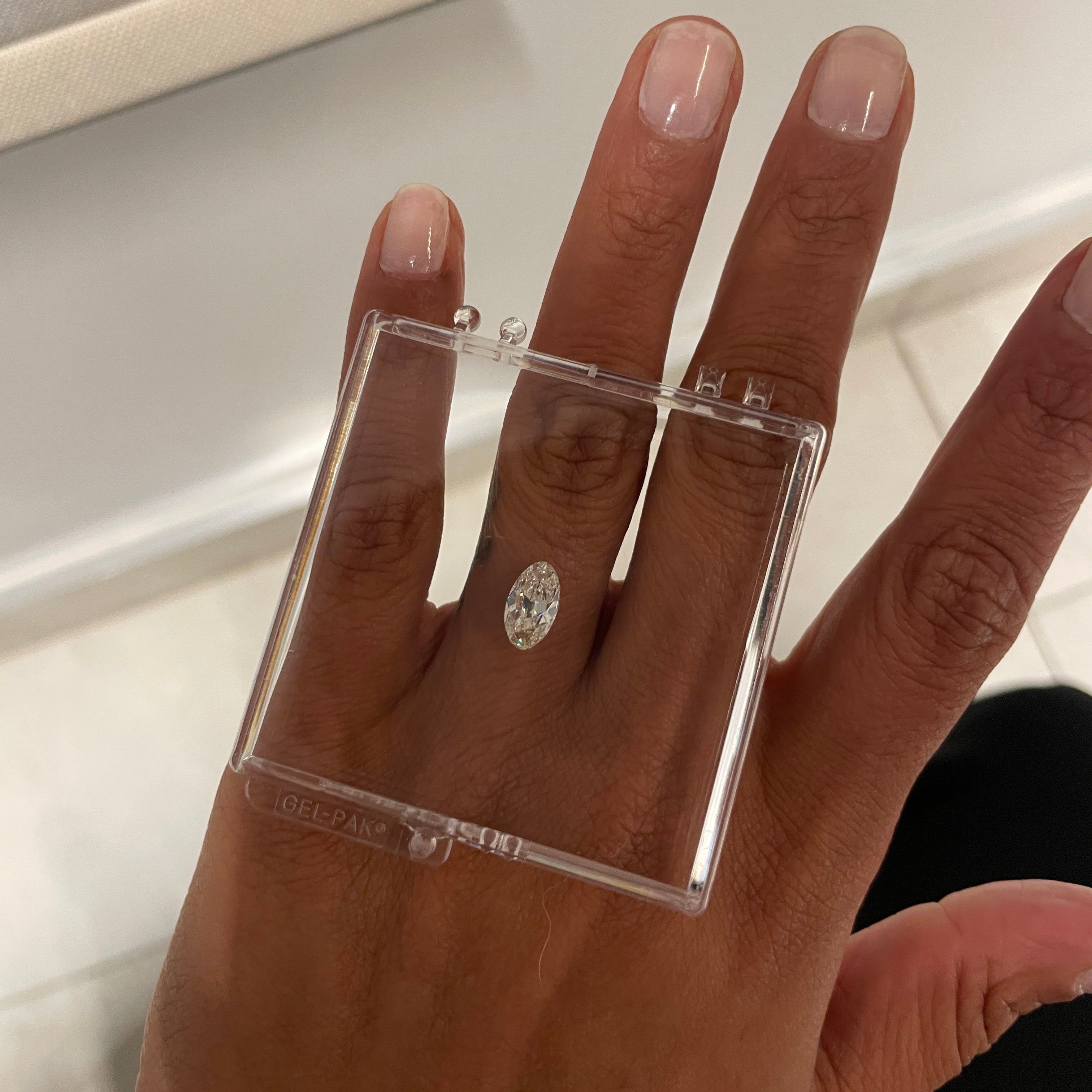 1.40 CRT K VS1 MOVAL BRILLIANT CUT DIAMOND