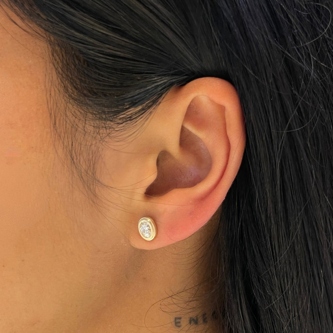 SIENNE OVAL STUDS