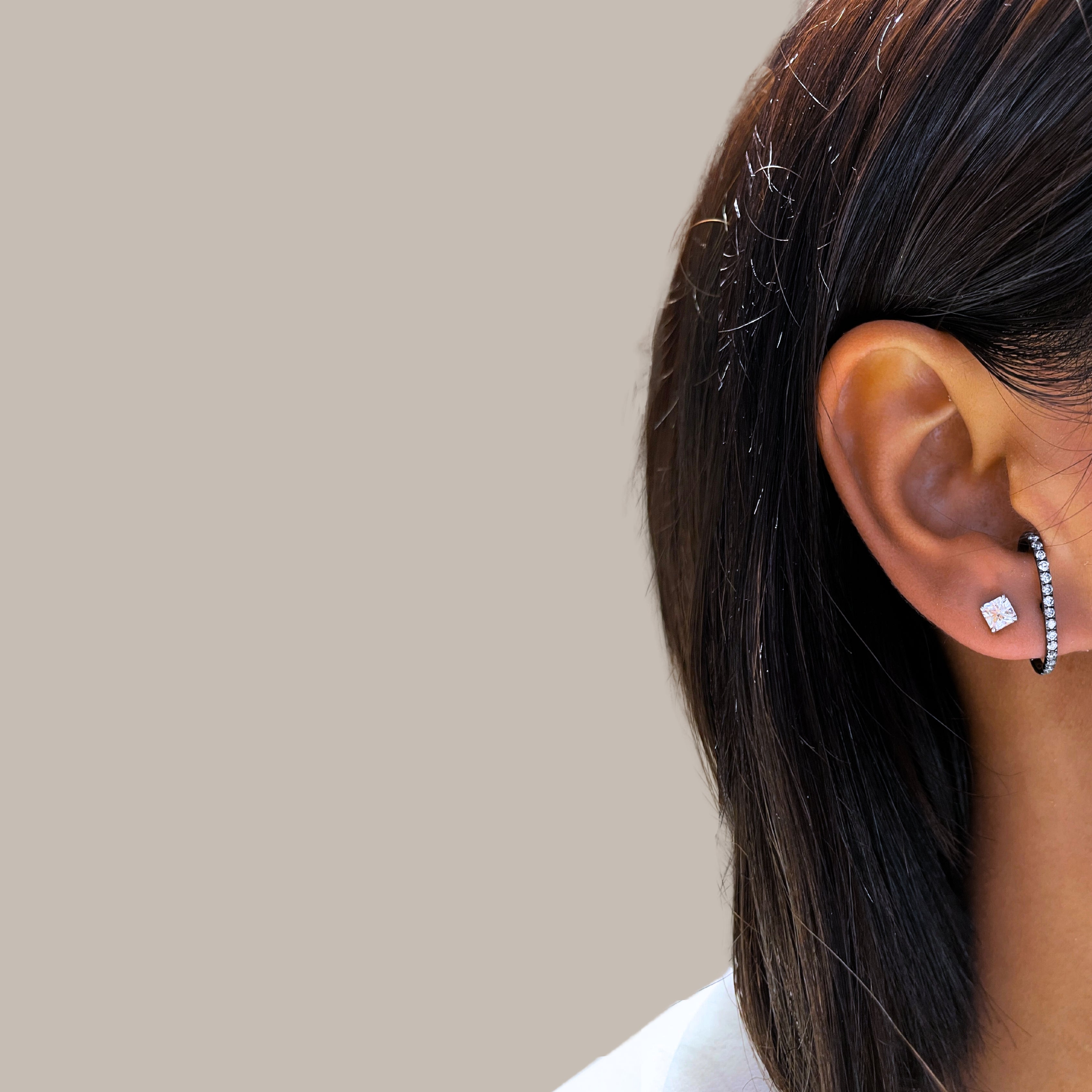 RANI PAVÉ GREY EARRING (SINGLE)