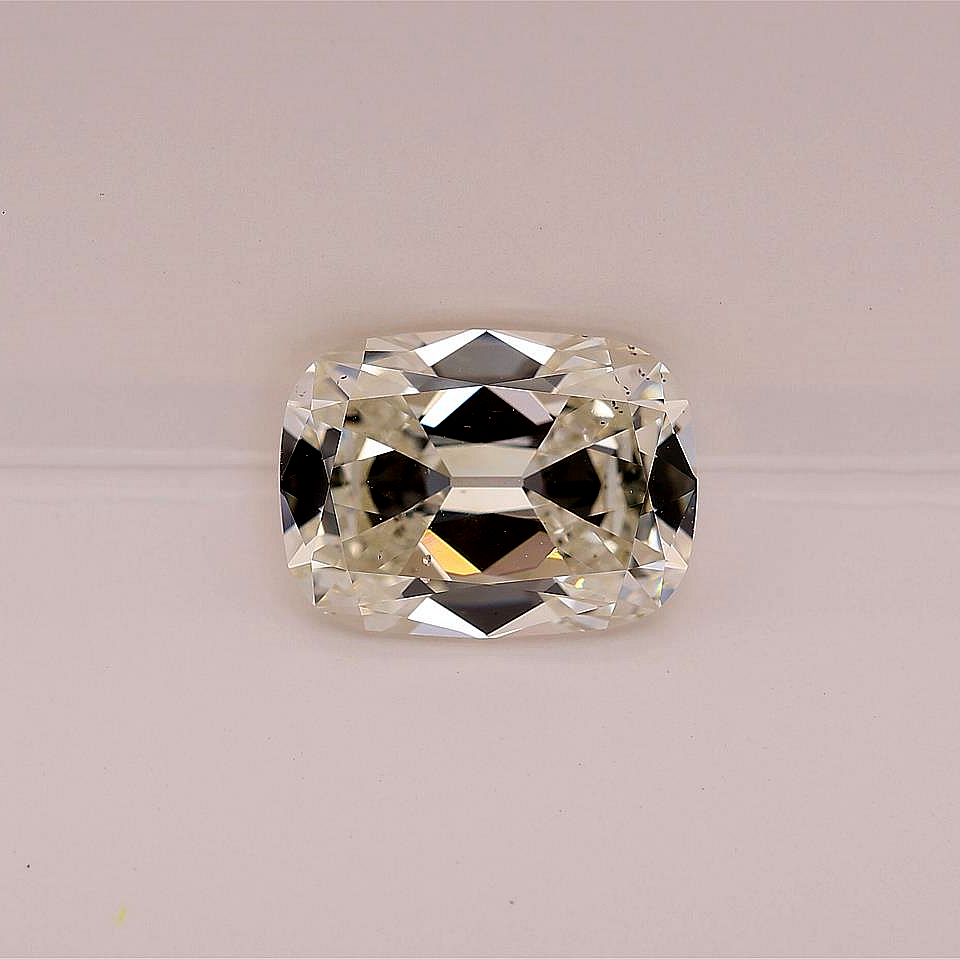 4.05 CRT K SI1 CUSHION MODIFIED BRILLIANT CUT DIAMOND