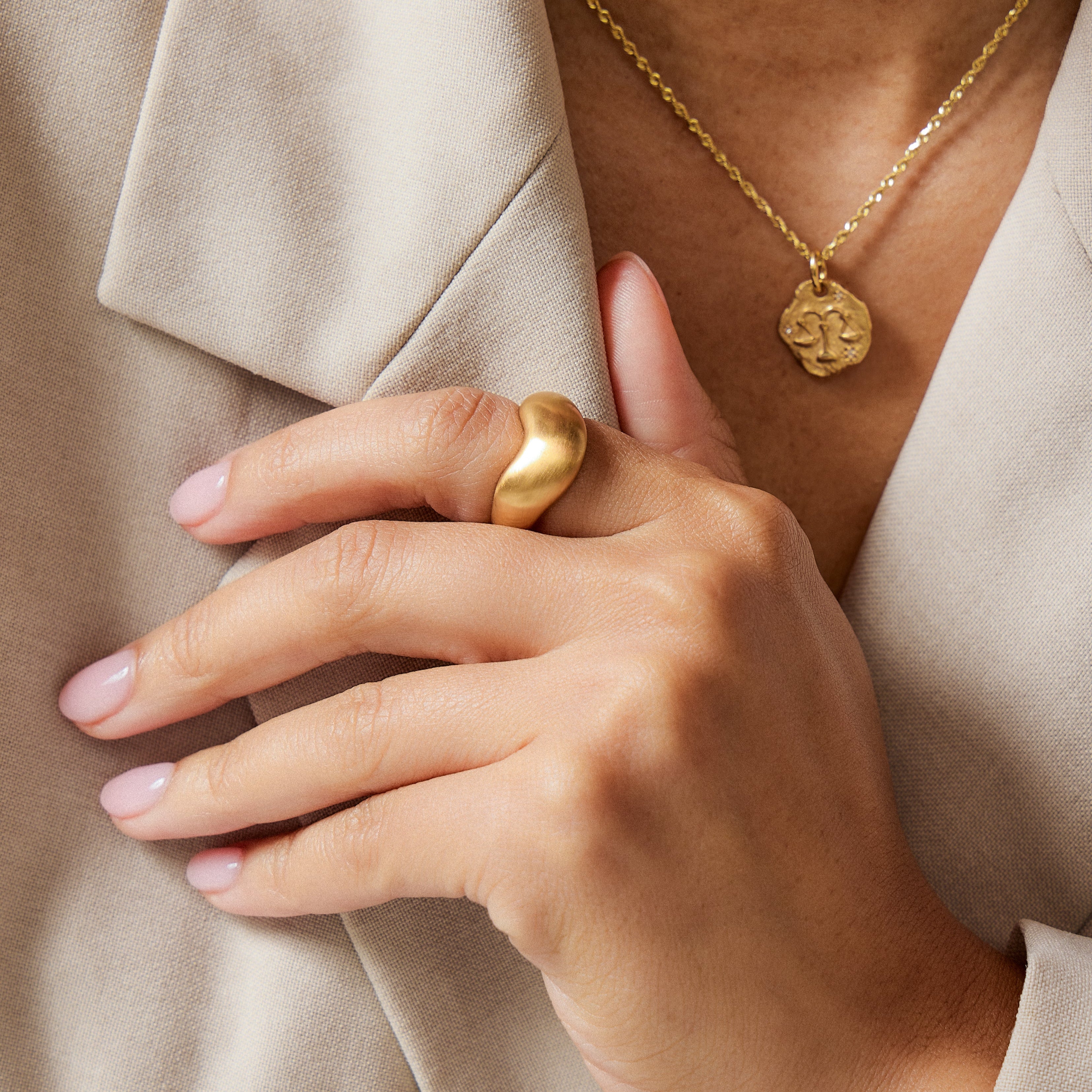 HIDDEN PAVÉ SAGE BAND