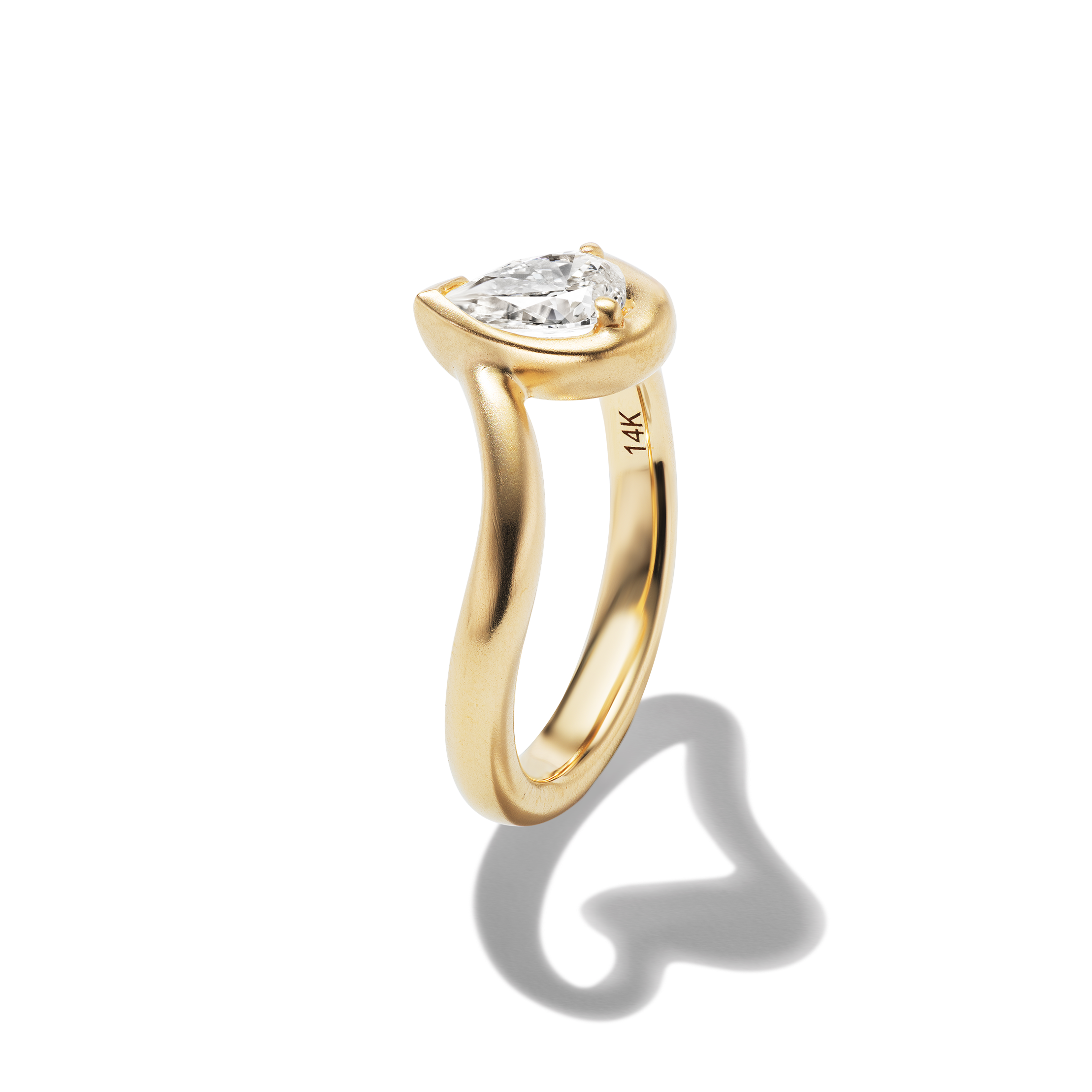 bb thelma white diamond, side view