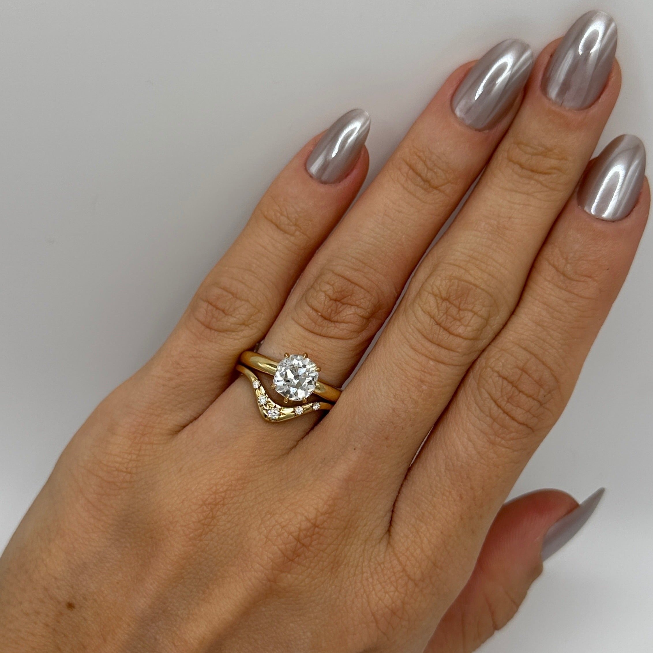BENU Engagement Ring with ARA Embrace Wedding Band