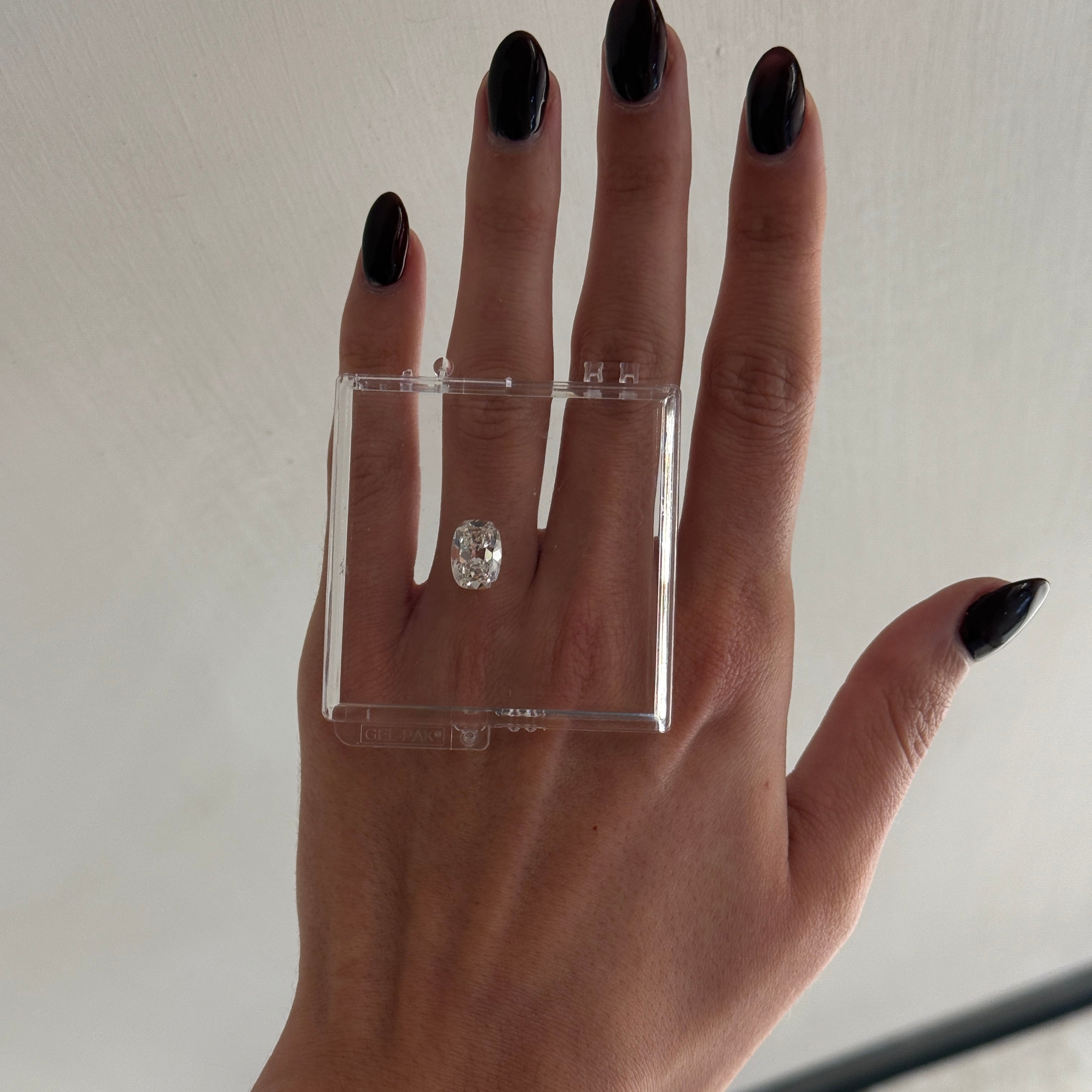 3.20 CRT J SI2 OLD MINE BRILLIANT CUT DIAMOND