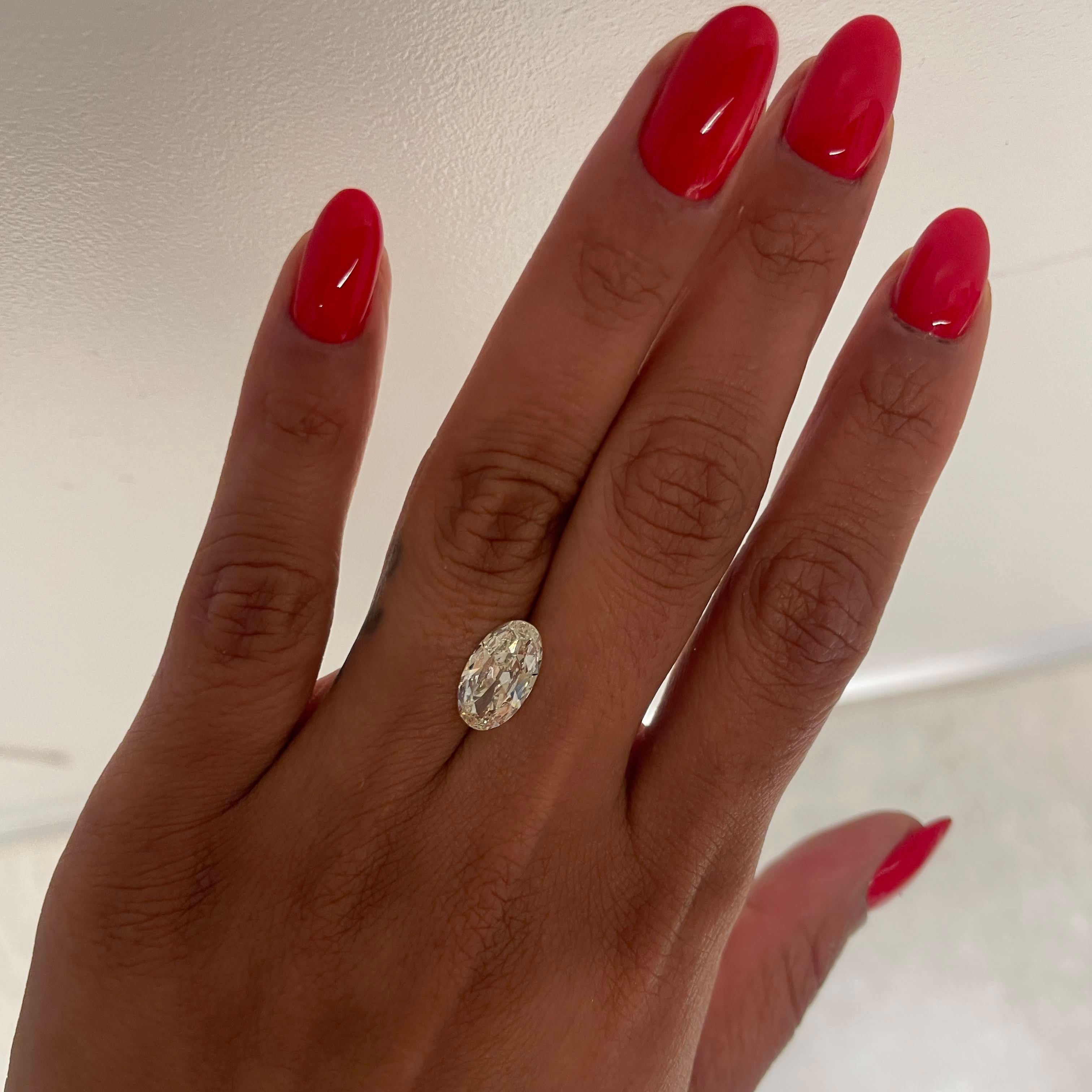 2.89 CRT M SI2 MOVAL BRILLIANT CUT DIAMOND