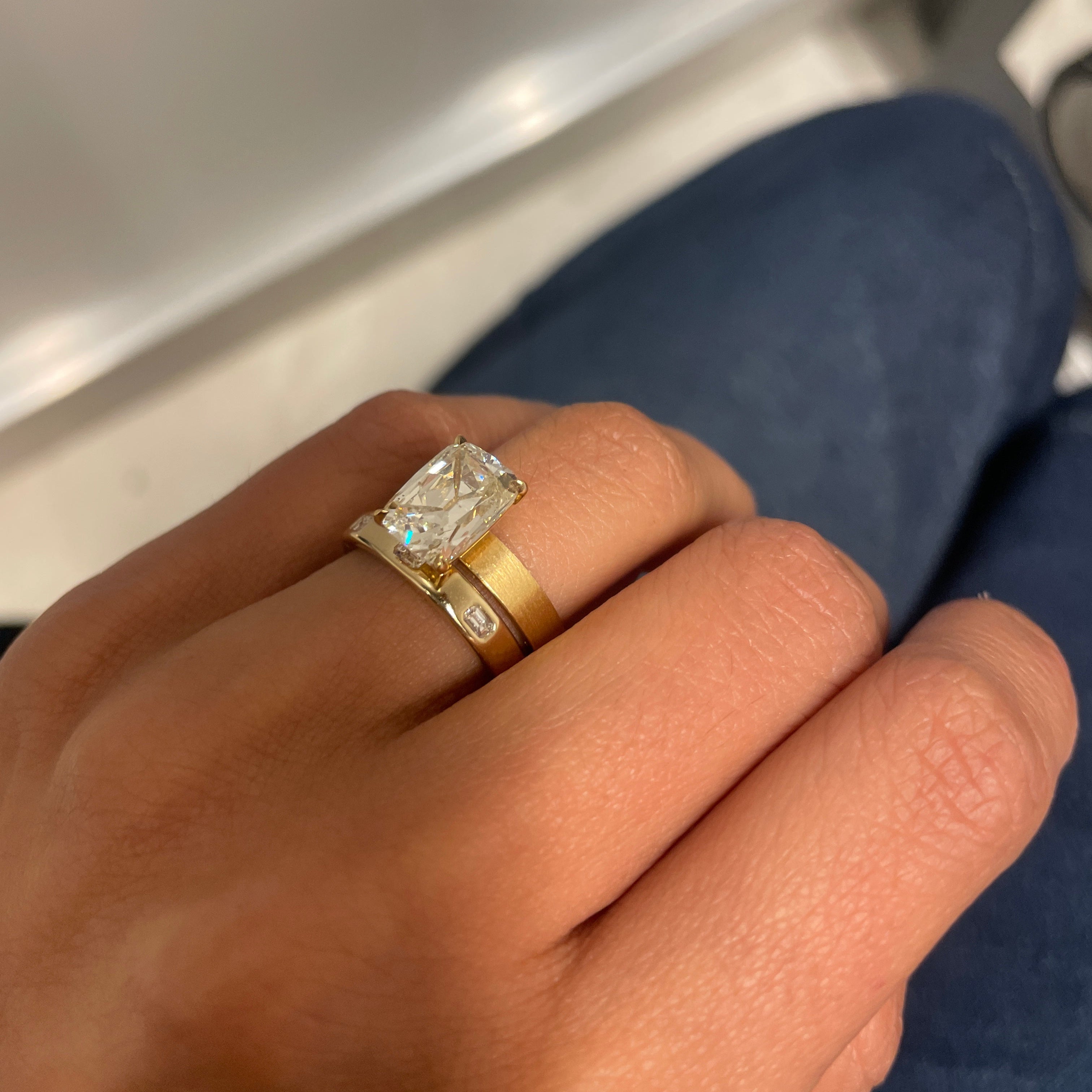 VESTA EMERALD CUT BAND
