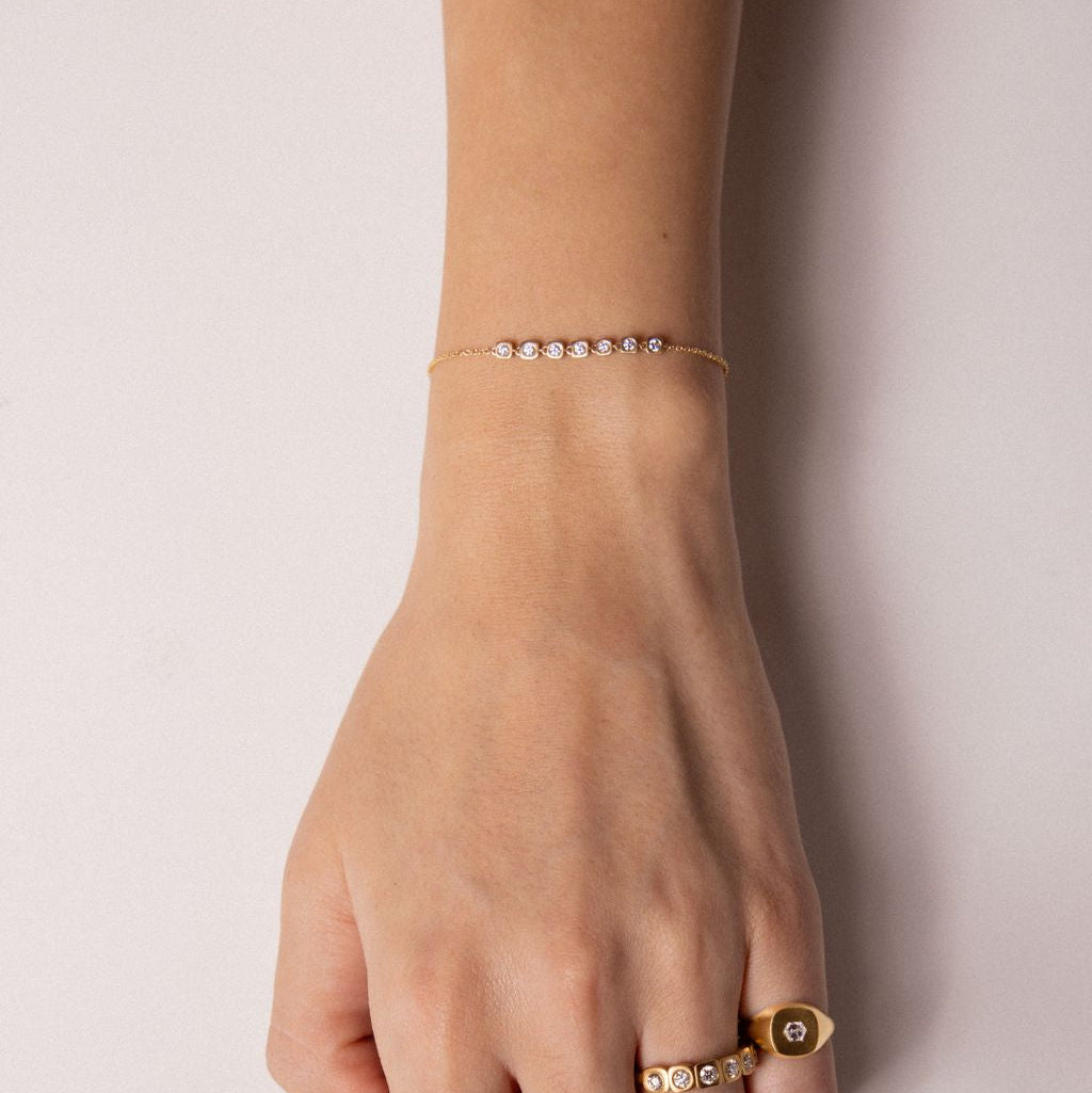 BUBBLE BEZEL BRACELET