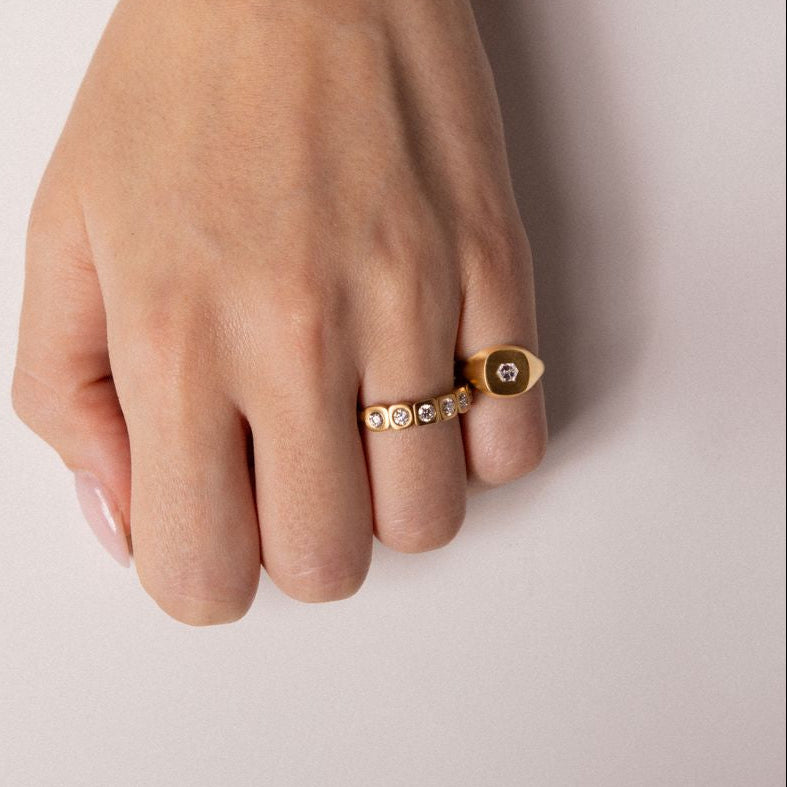 DIAMOND BODHI SIGNET PINKY RING
