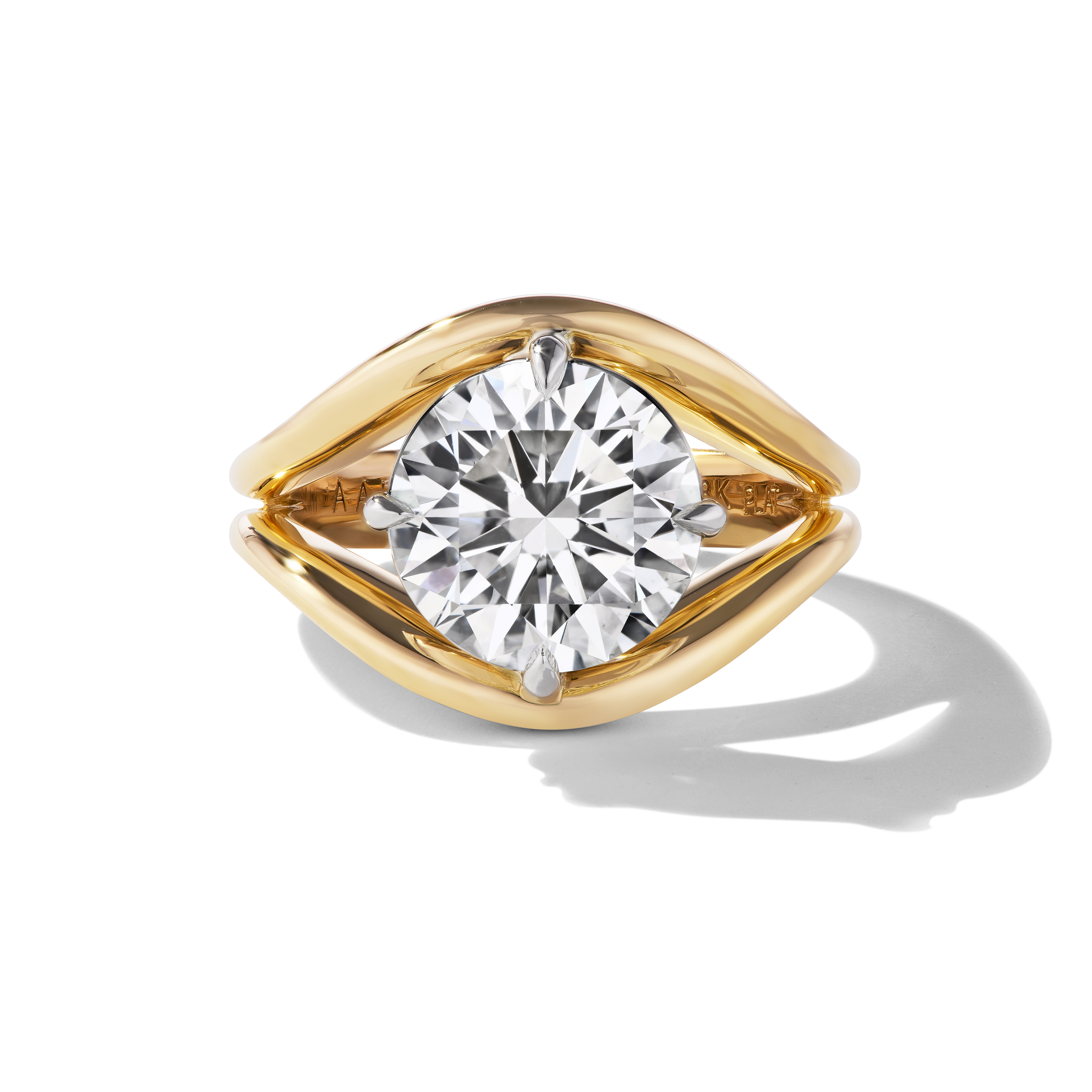 BESPOKE ROUND BRILLIANT SPLIT SHANK RING