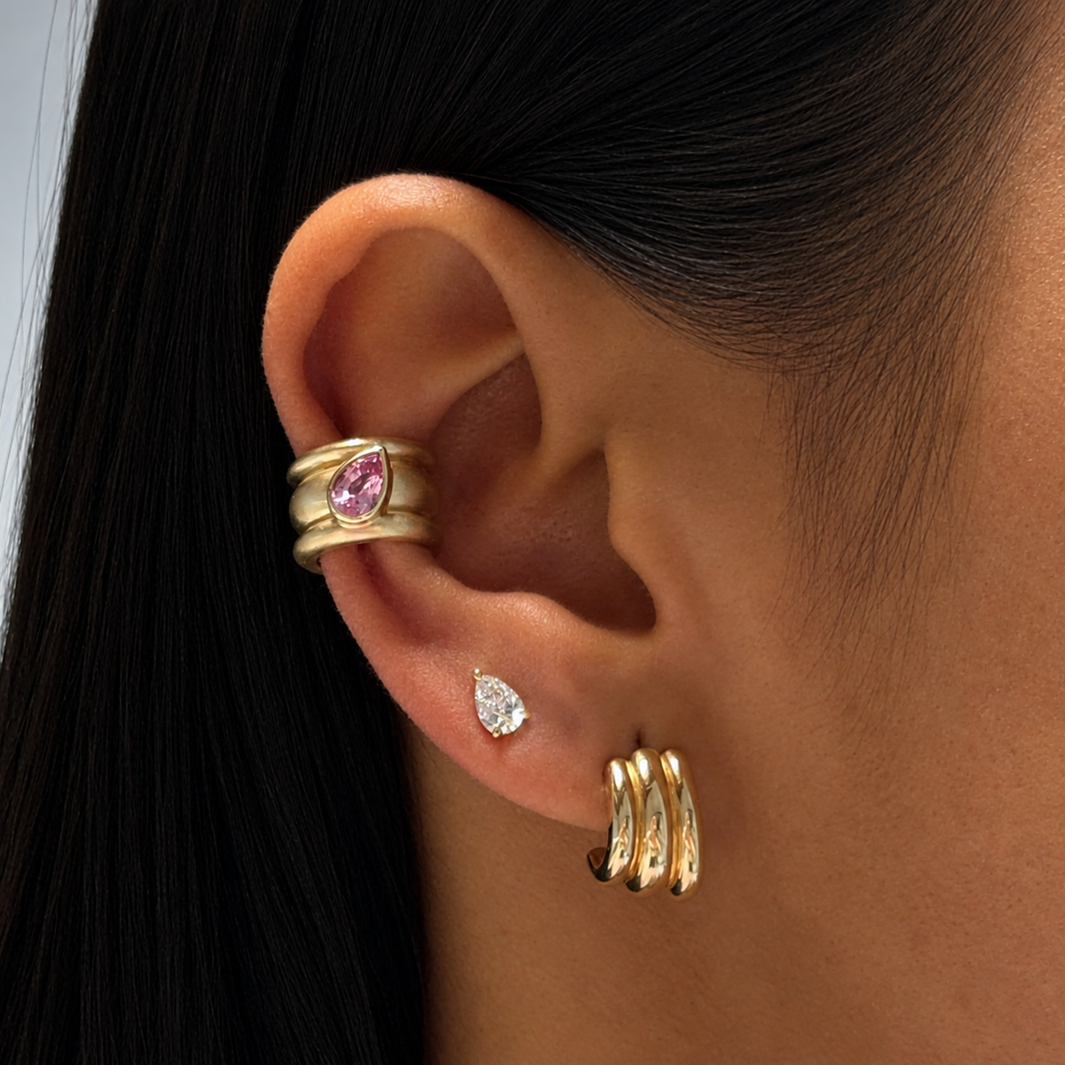 PIA GEMSTONE EAR CUFF