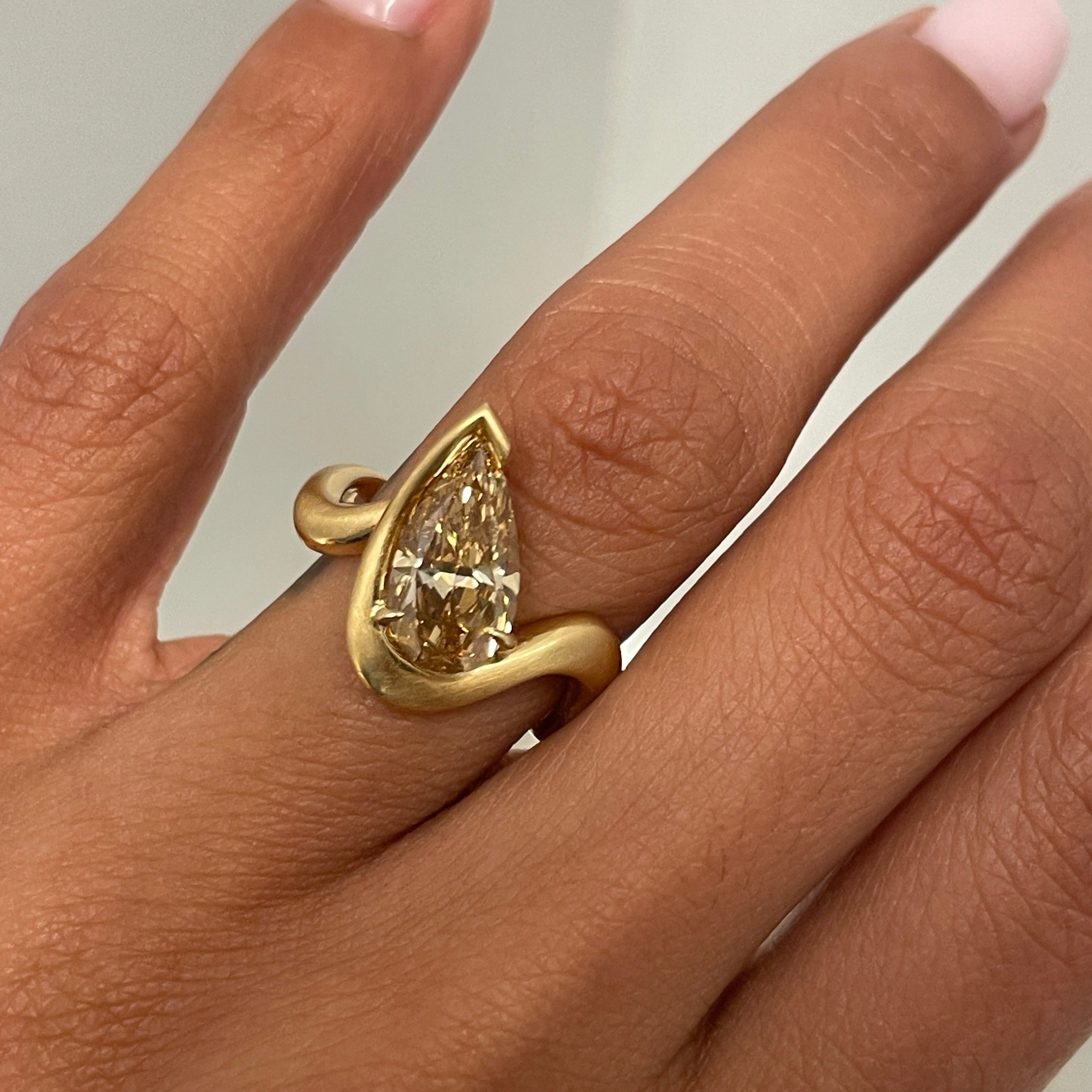 THELMA 2.28 RING