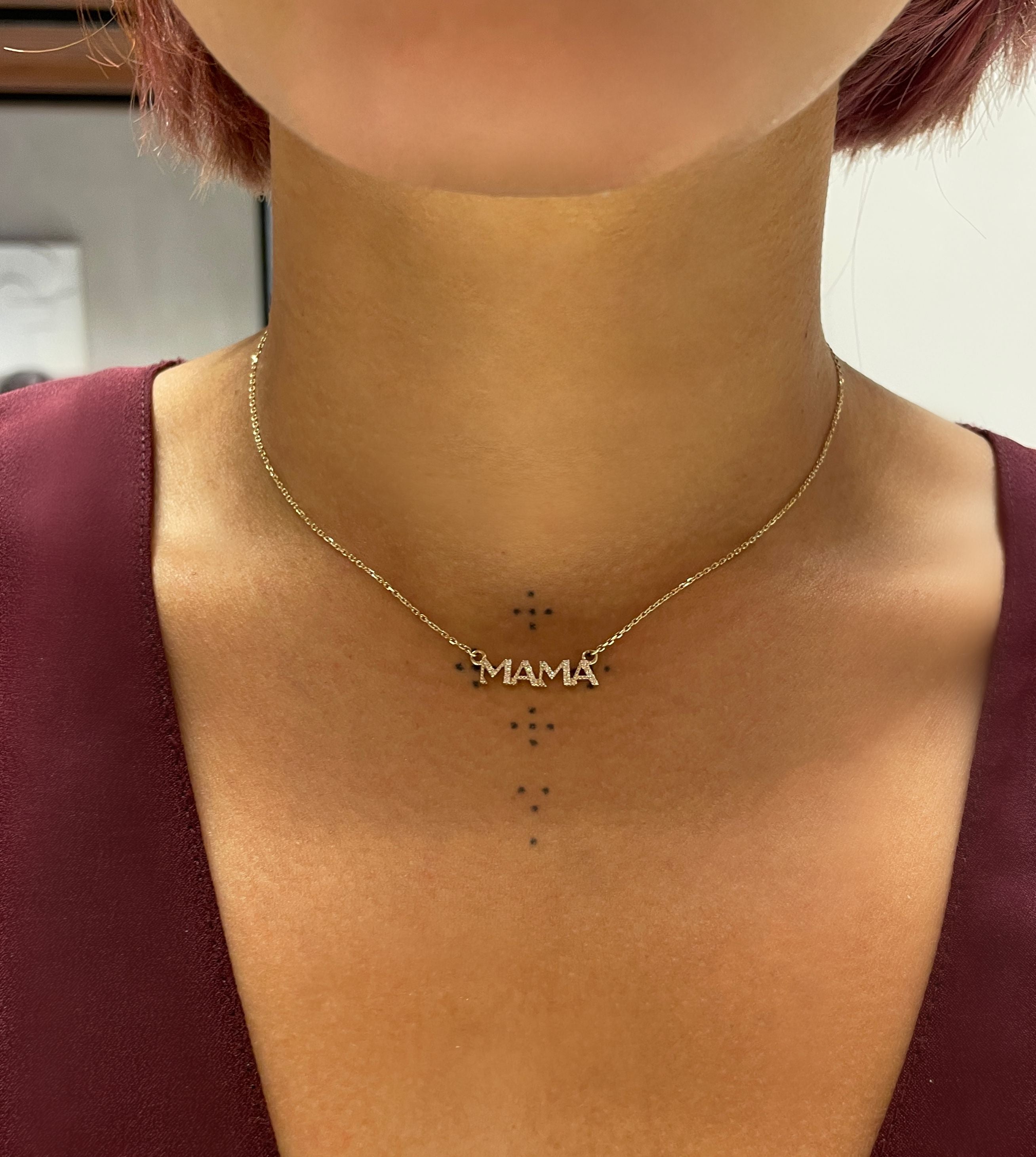 MAMA DIAMOND NAMEPLATE NECKLACE