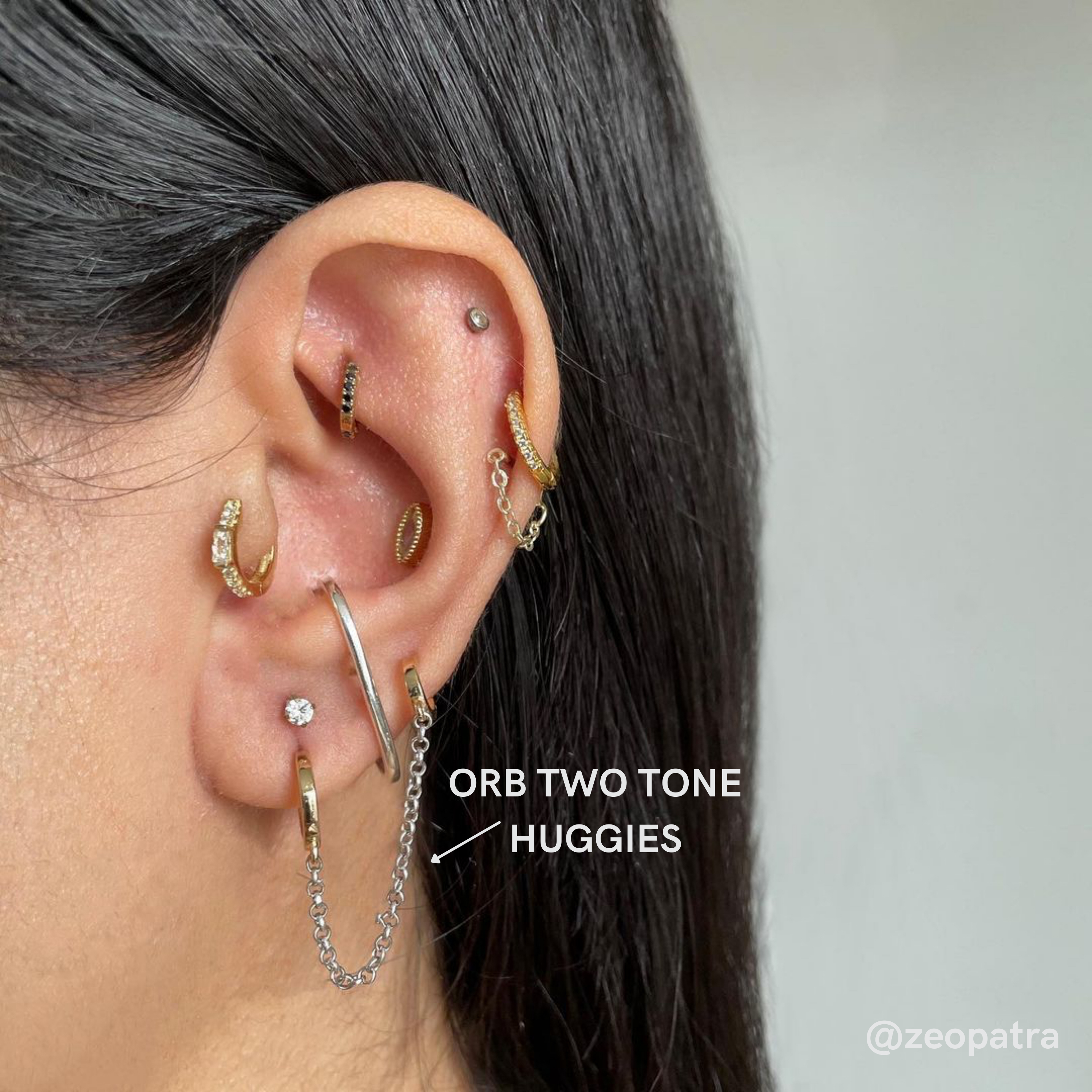 ORB TWO TONE DANGLE CHAIN HUGGIES