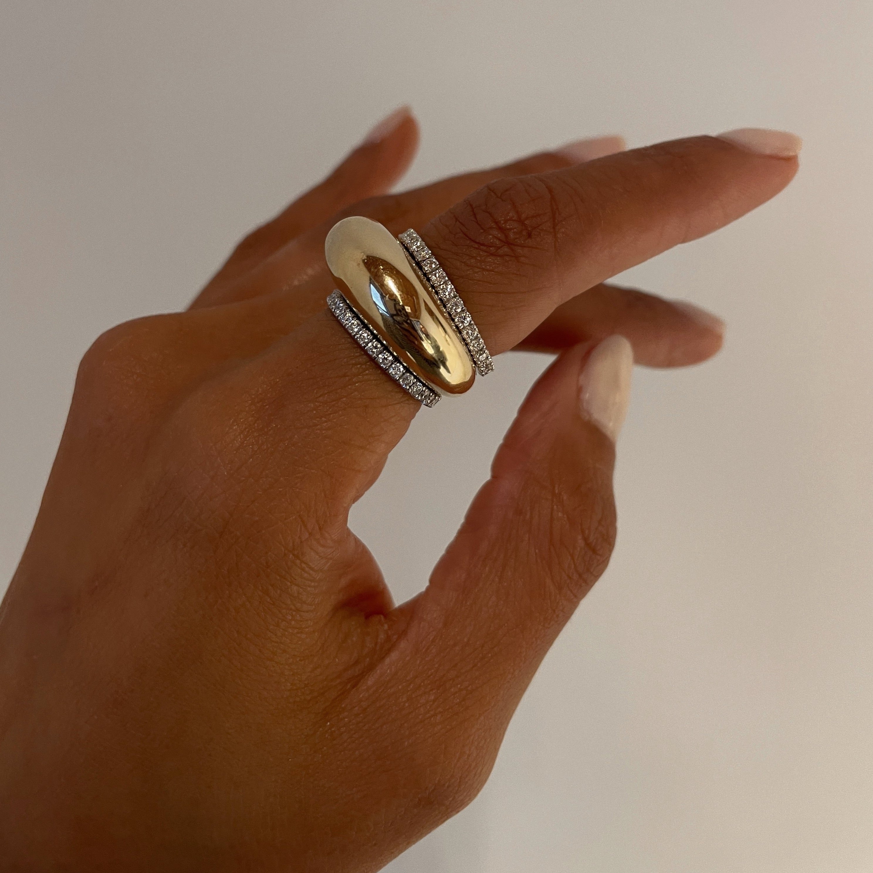 GIGI Eternity Band - F29AE2A4-3603-4464-9246-2C7457439065_05eabf22-316d-4005-bc96-b194bf81a704