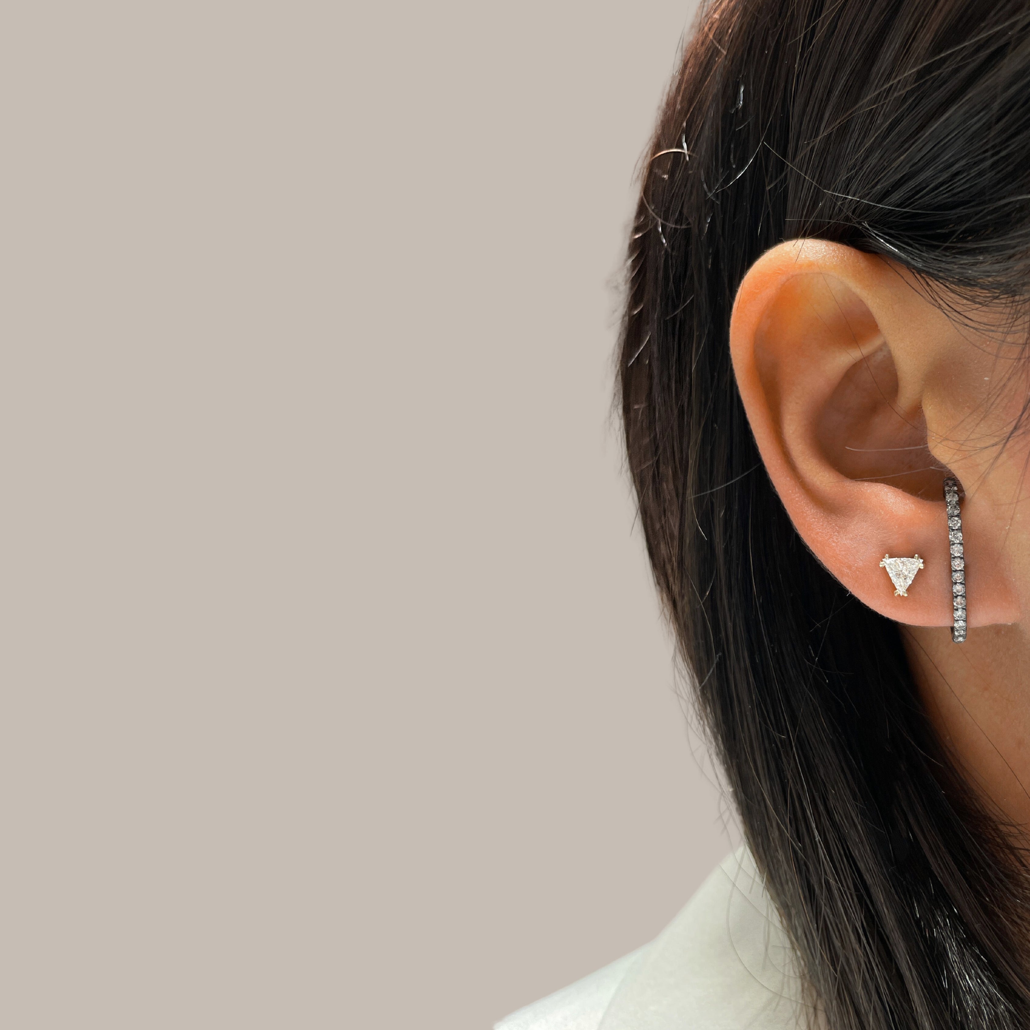 RANI PAVÉ GREY EARRING (SINGLE)