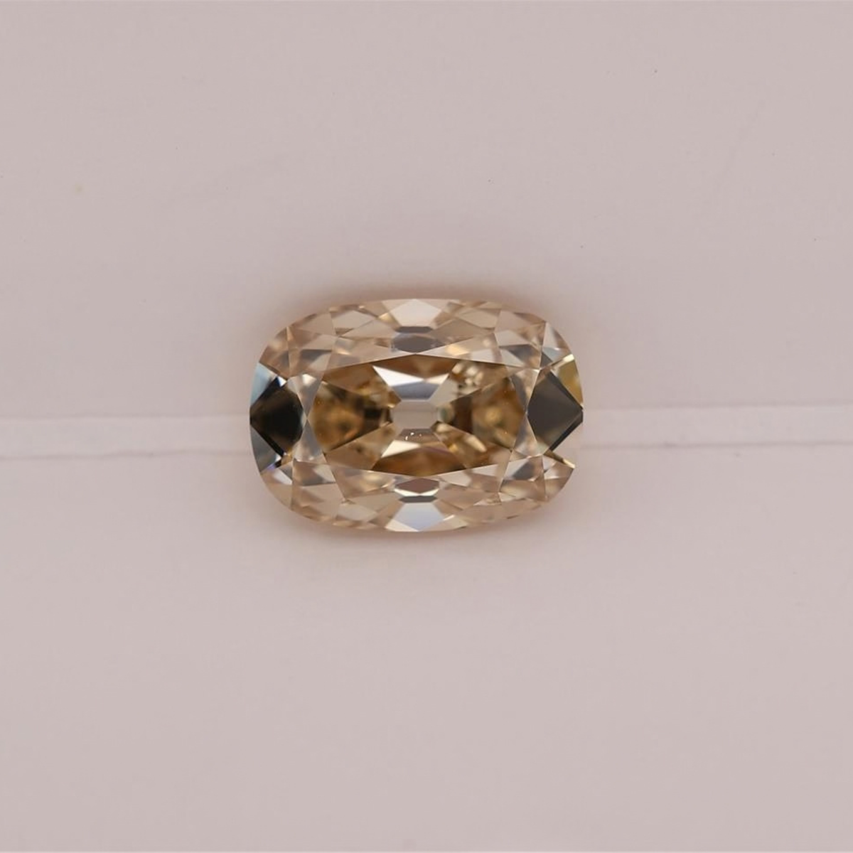 3.05 CRT FLY BROWN VS1 OLD MINE BRILLIANT CUT DIAMOND