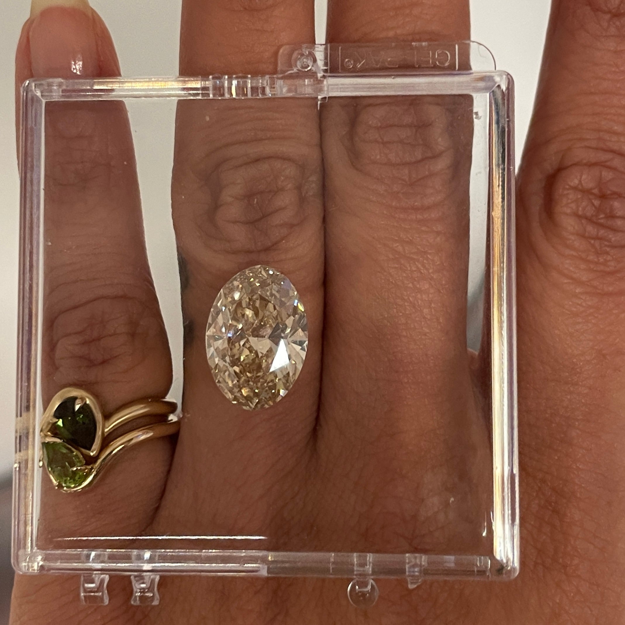 7.22 CRT FLY-B VVS1 OVAL BRILLIANT CUT DIAMOND