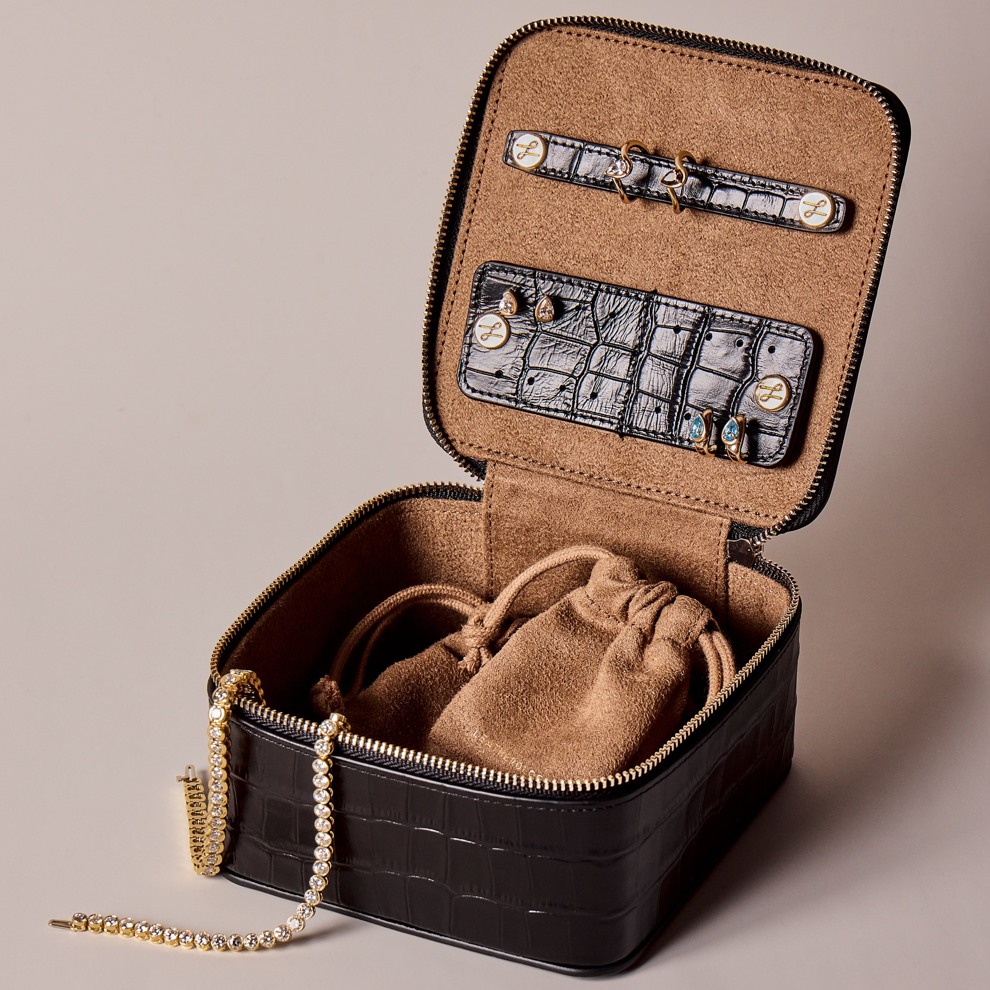 AARYAH | AARYAH x Leatherology Black Croc Leather Jewelry Case