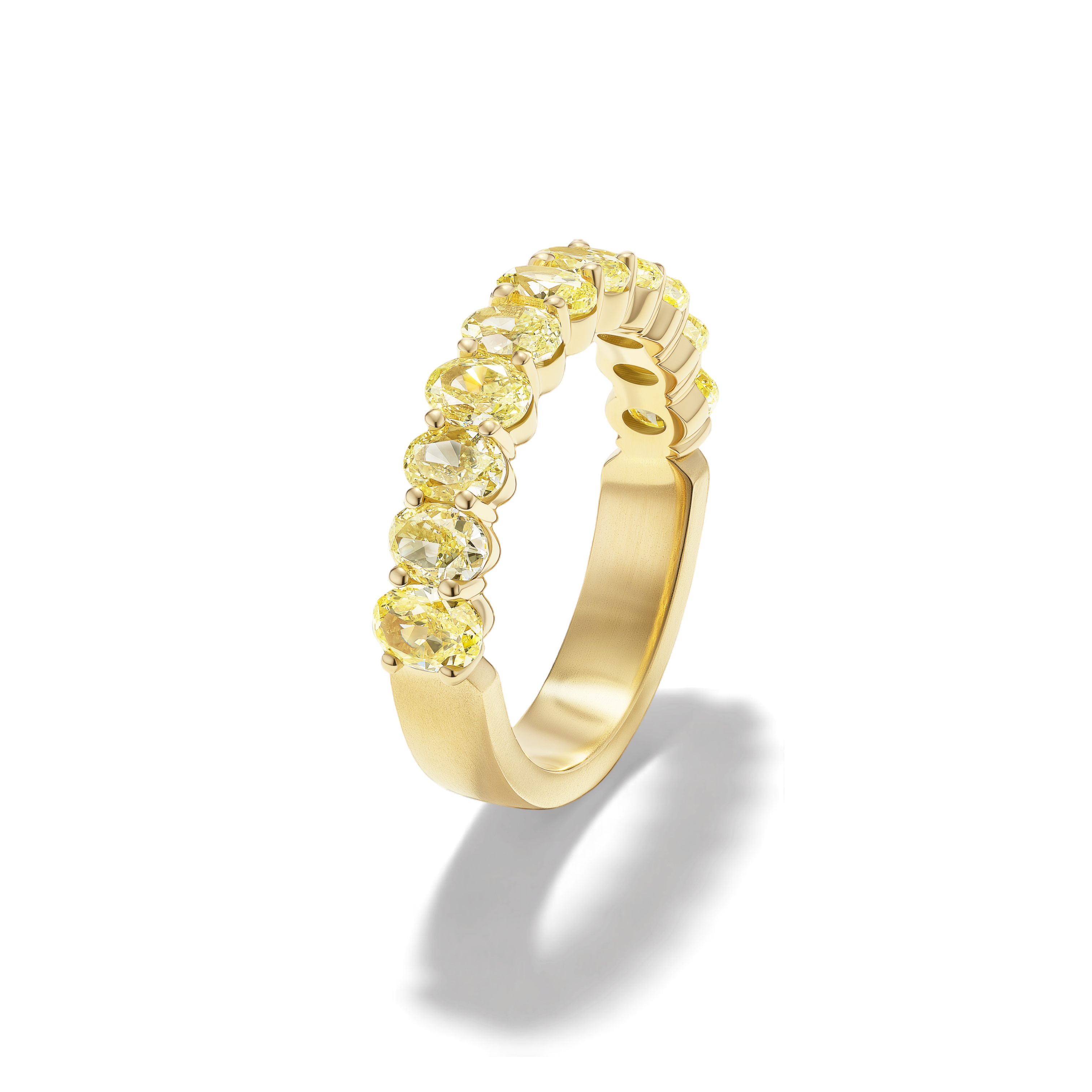 BESPOKE DELIAH PRONG SET BAND