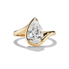 BESPOKE WHITE PEAR TALIA RING