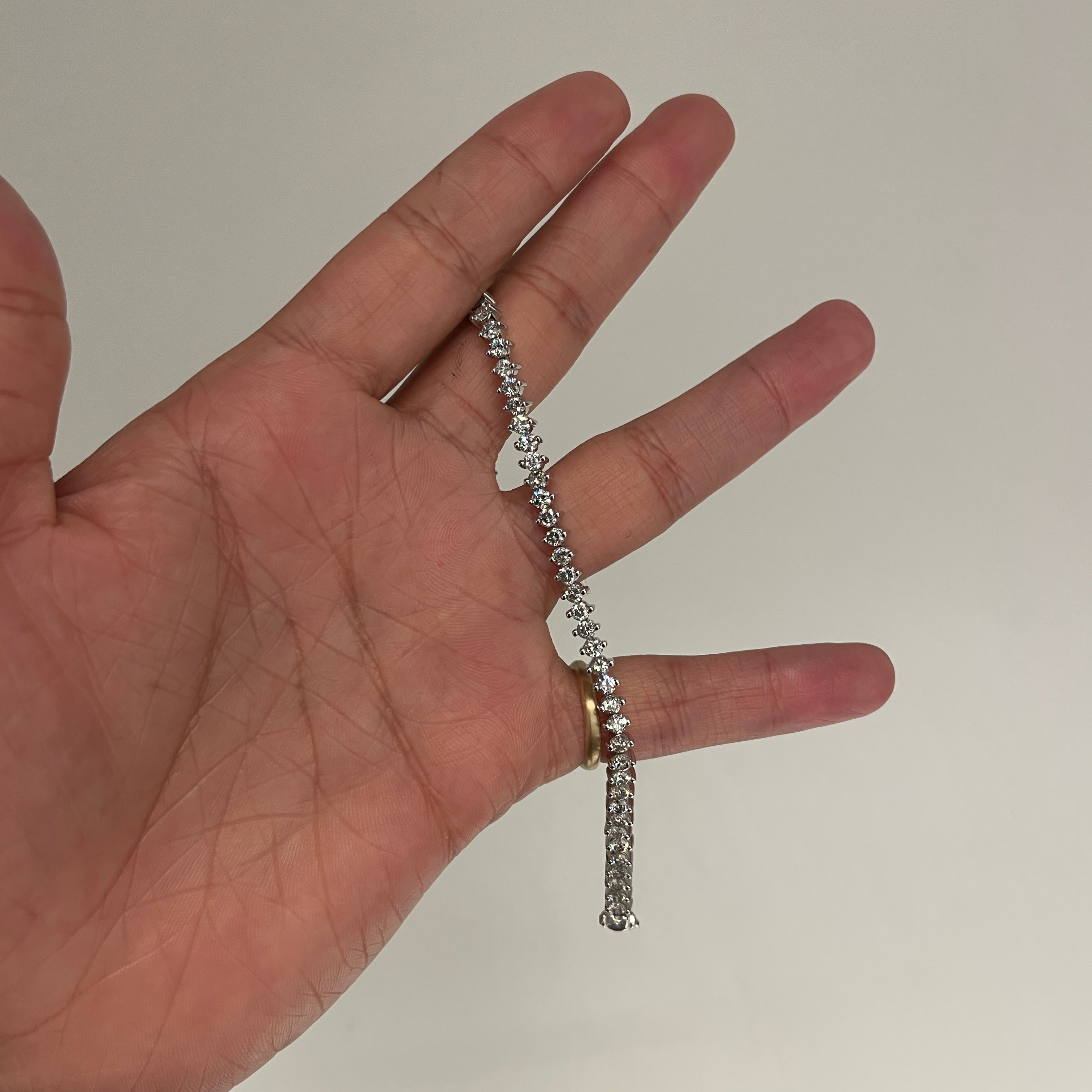 AIMÉ 5.48 CRTS TENNIS BRACELET