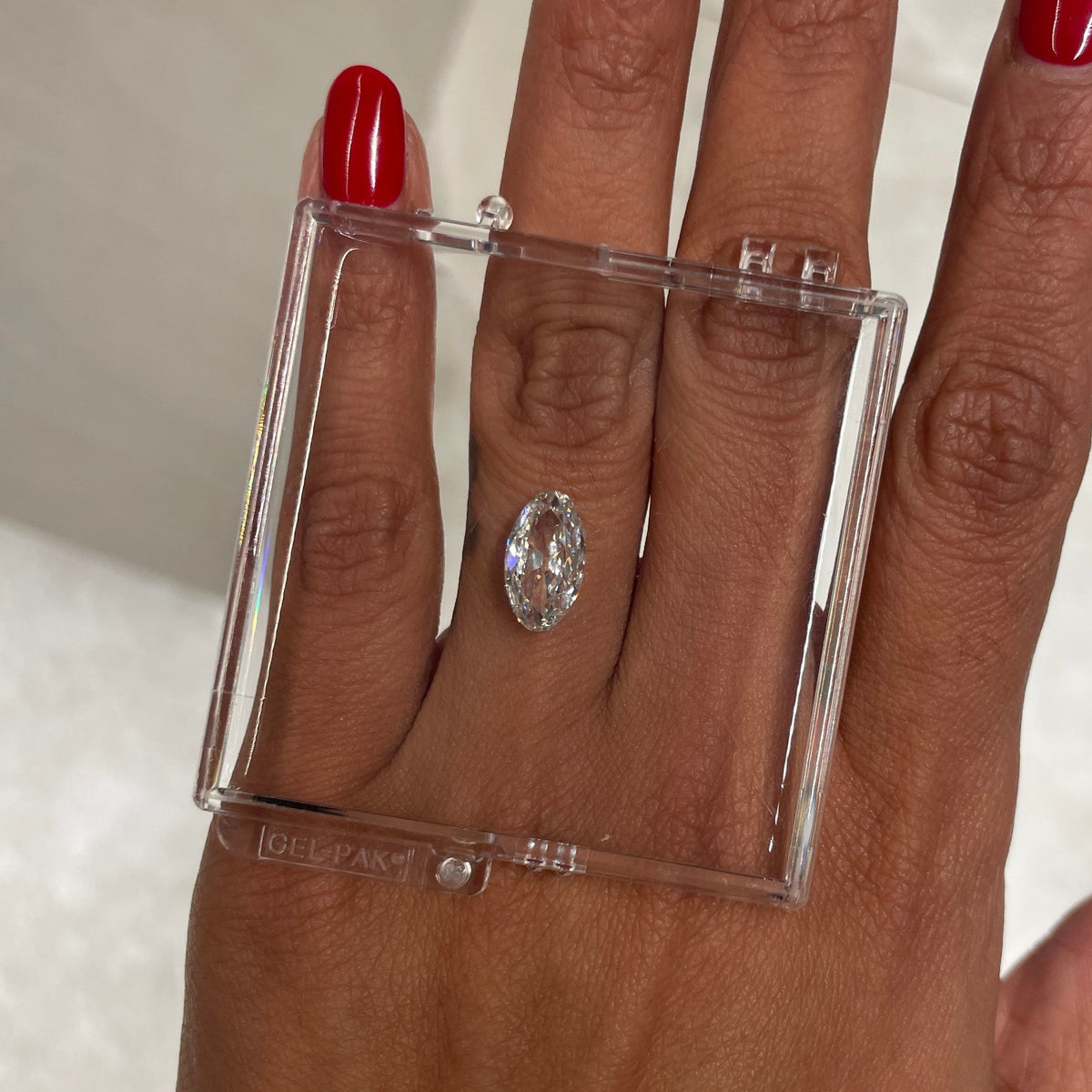 2.01 CRT G VS1 OVAL BRILLIANT CUT DIAMOND