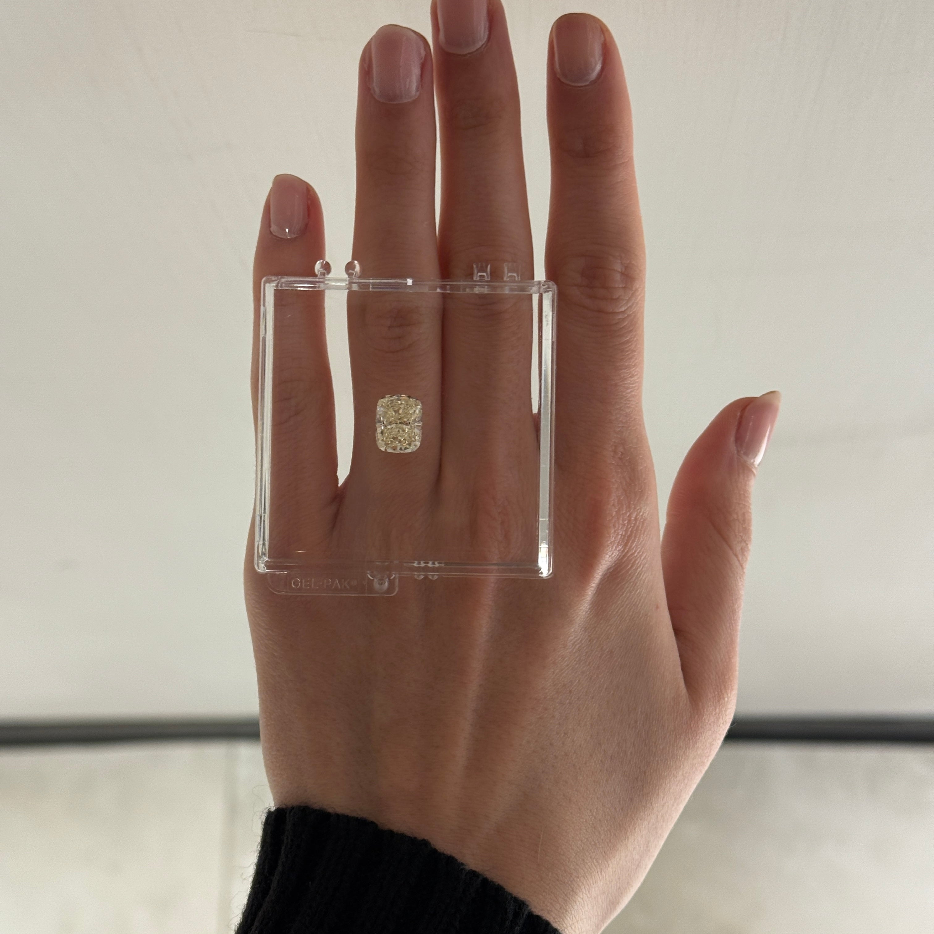 4.01 crt yellow diamond shown on hand