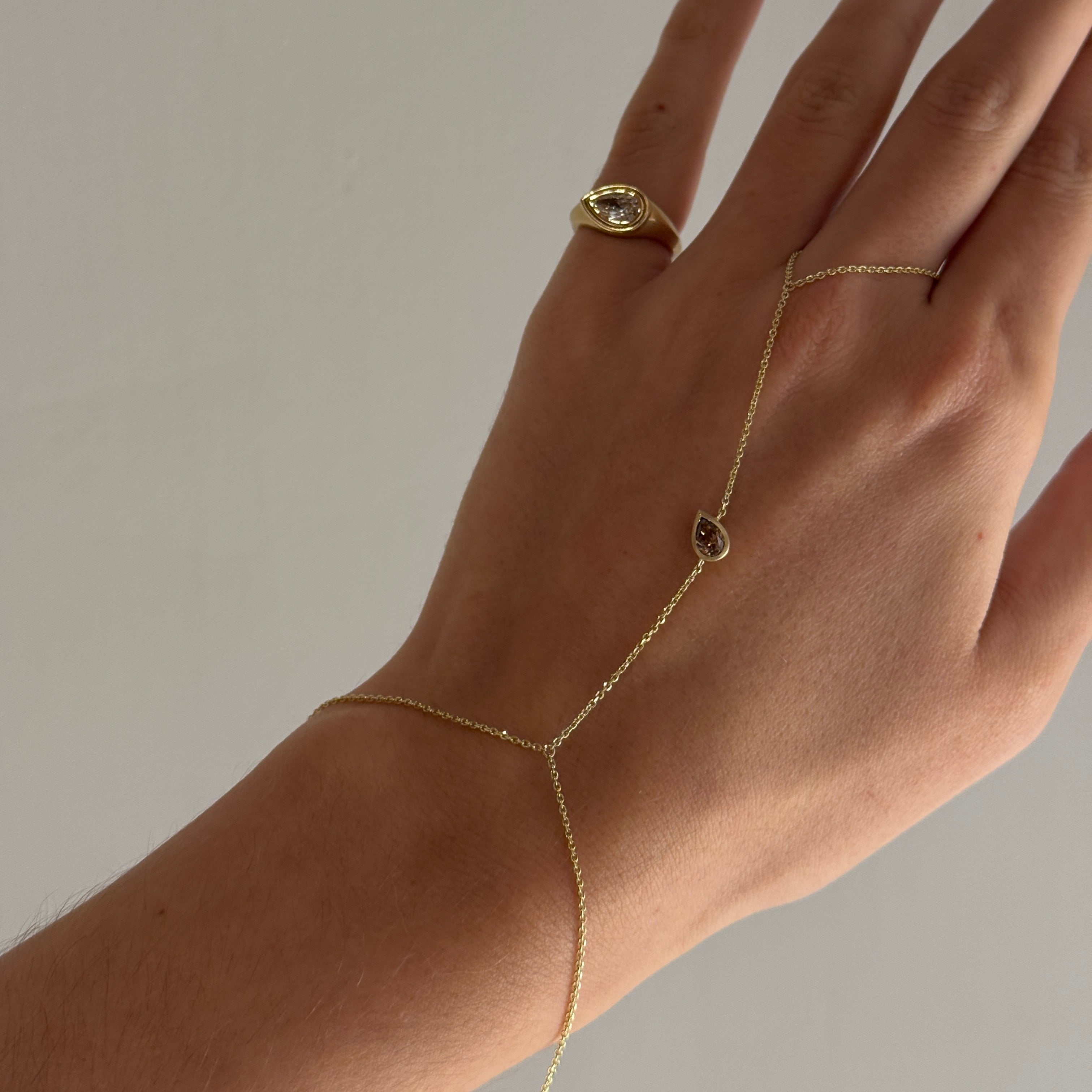 AARYAH | JAX BROWN DIAMOND HAND CHAIN