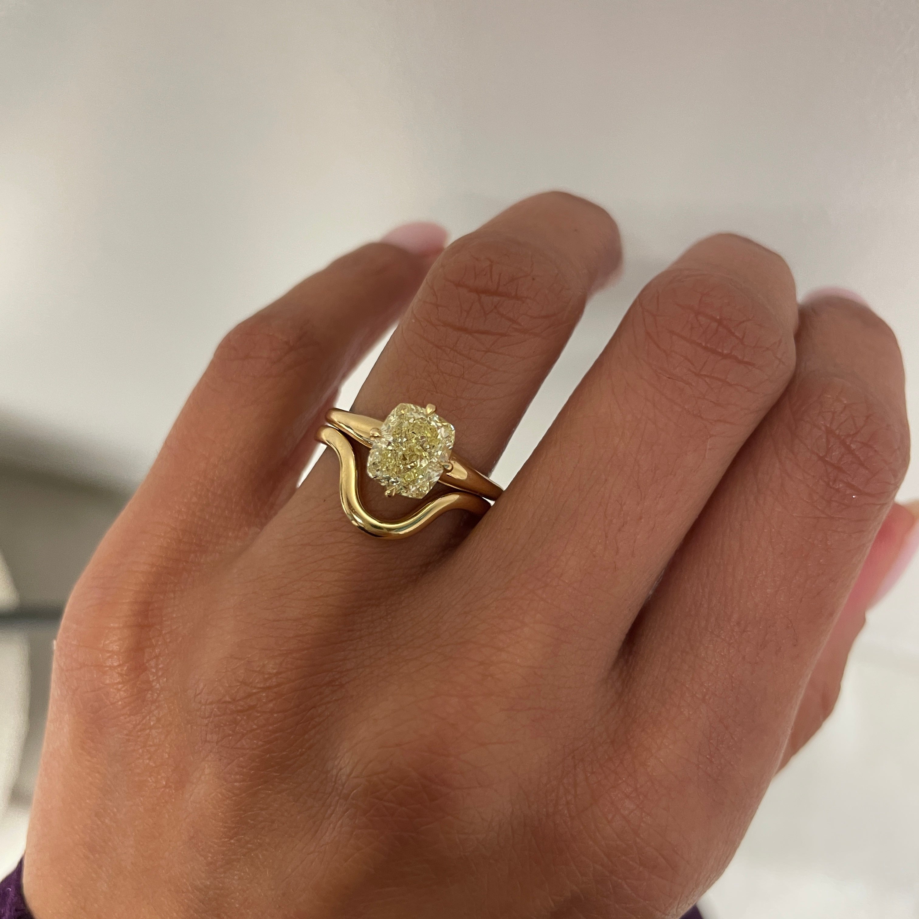 MAE 2.30 + Lelia wedding Band Stack on Hand