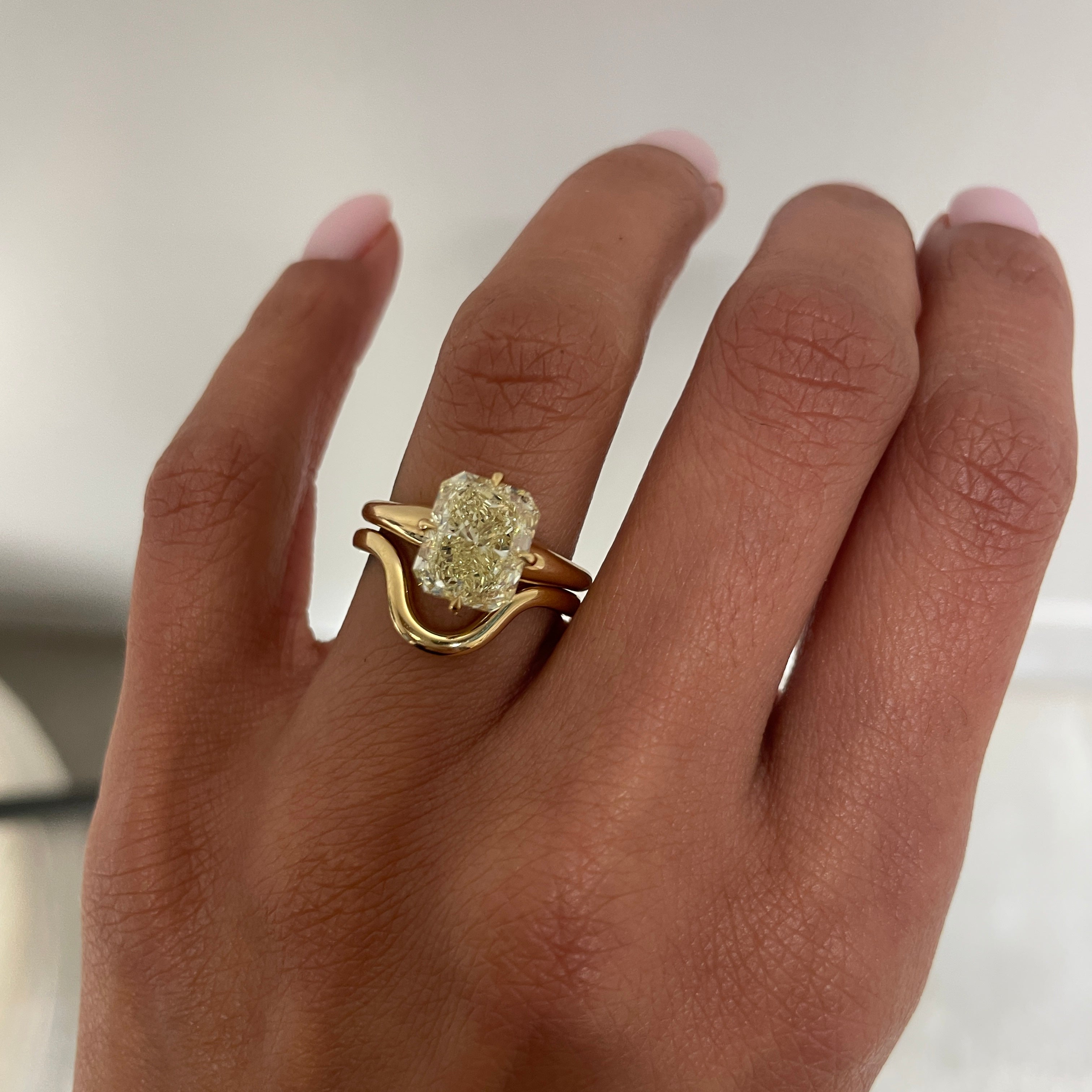 MAE 4.00 Engagement Ring + LELIA Wedding band Stack, on Hand