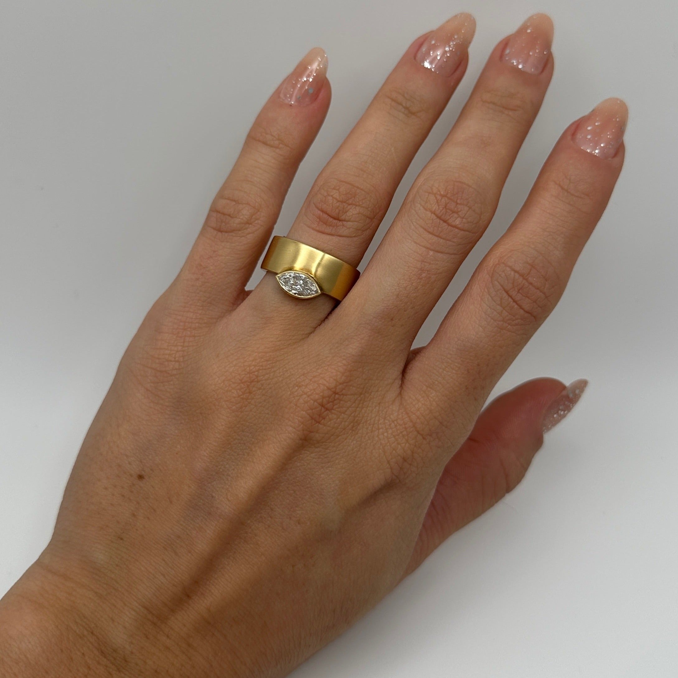 AKHNA RING