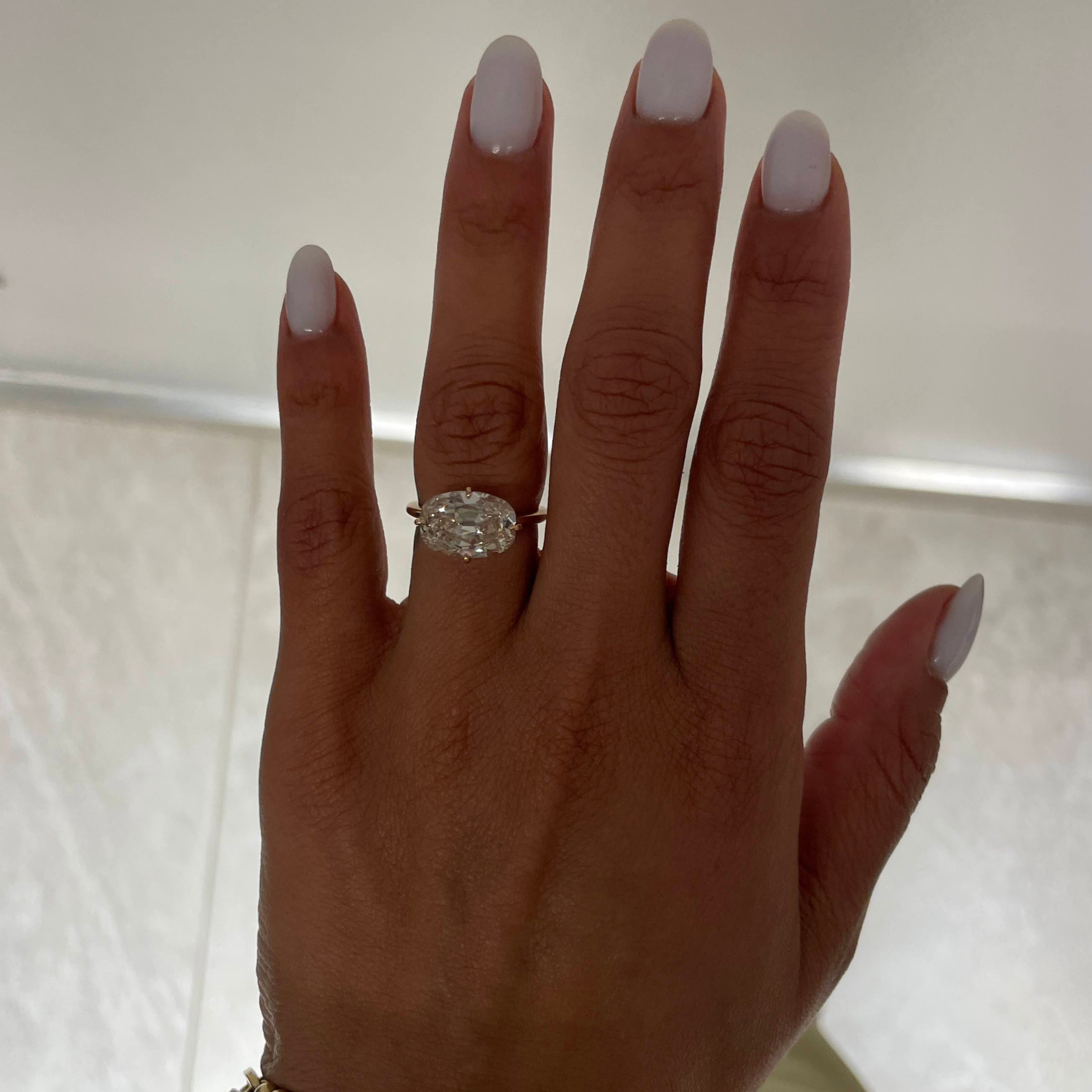 SOFIE 4.61 EAST-WEST RING