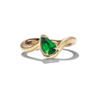 BB Thelma pinky ring in Tsavorite garnet, front view