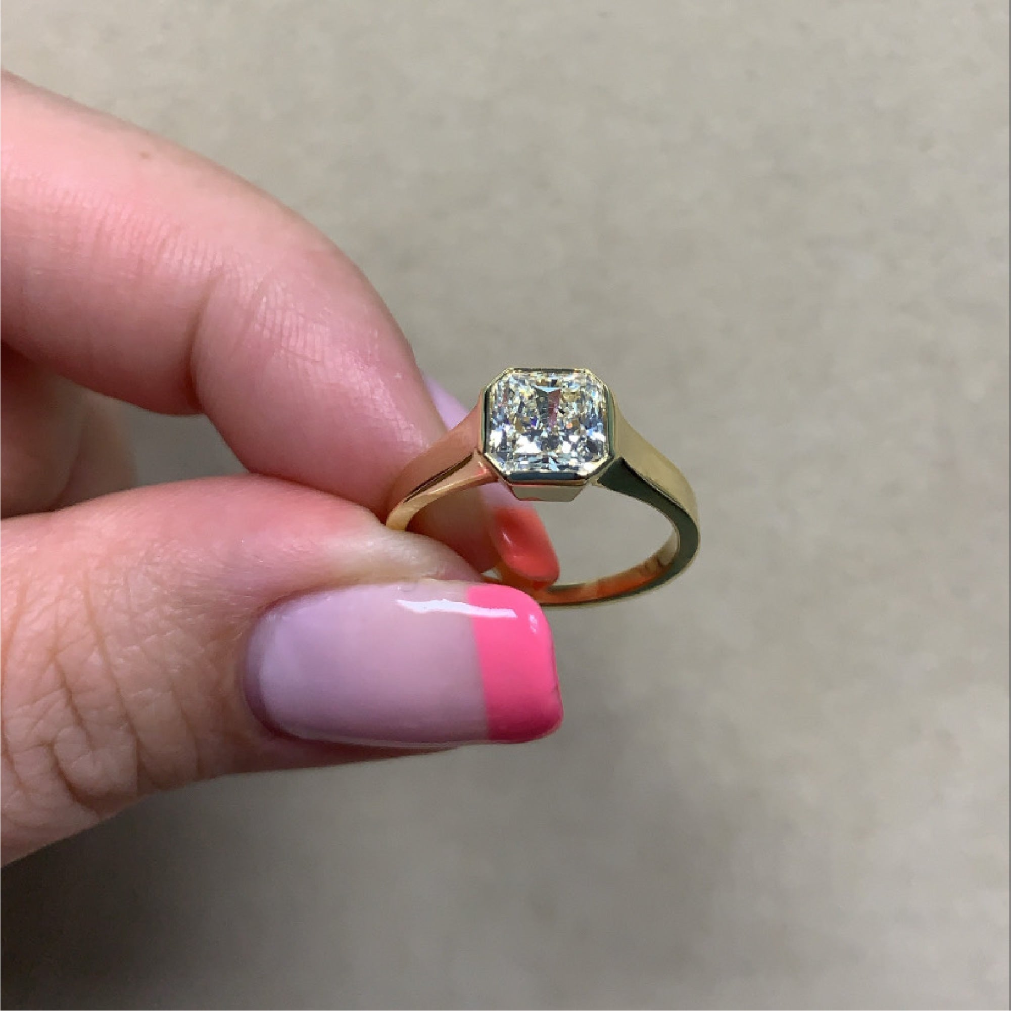 LIZ Bezel Ring - 11 Liz 6