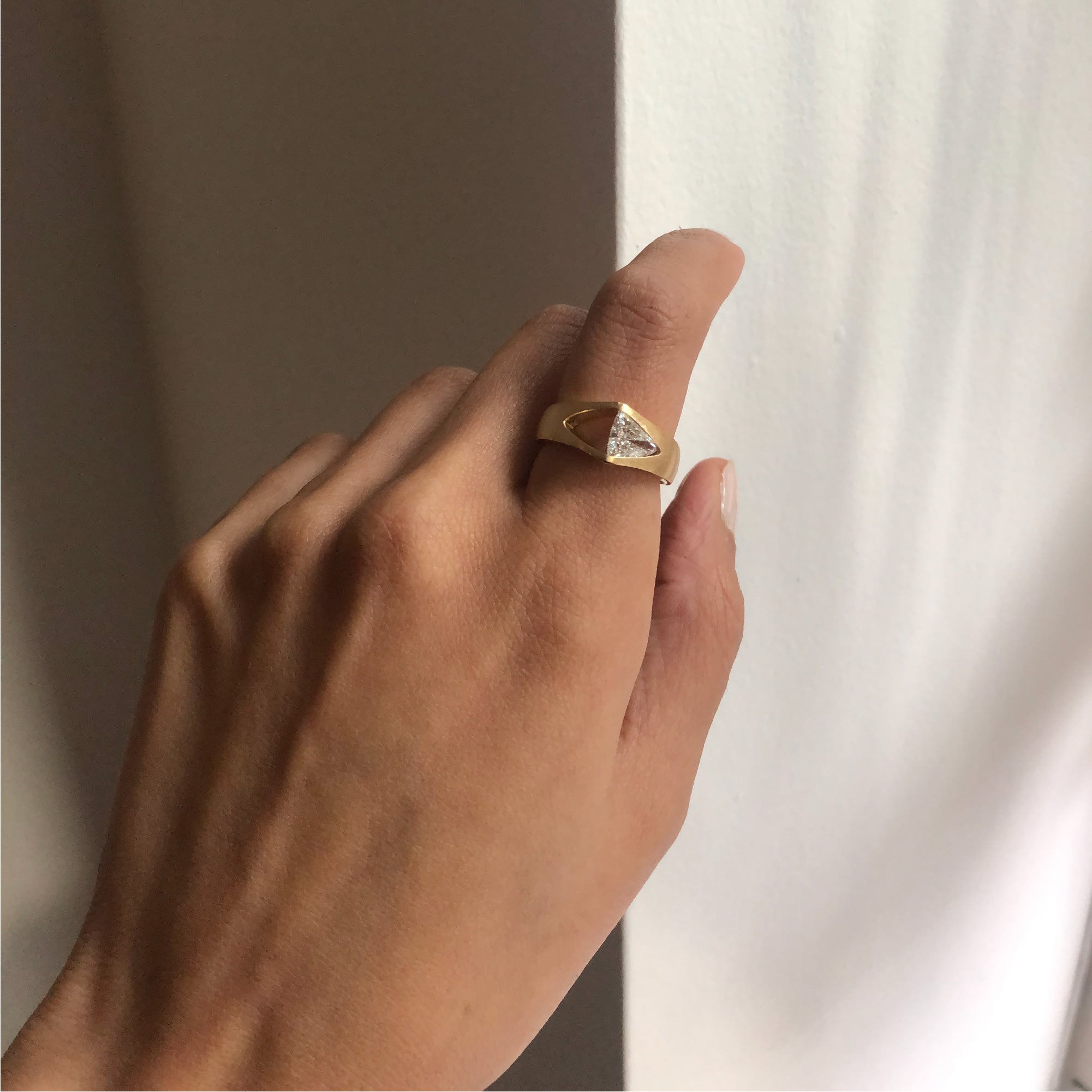 TRIKONA Ring - 2 Trikona 4