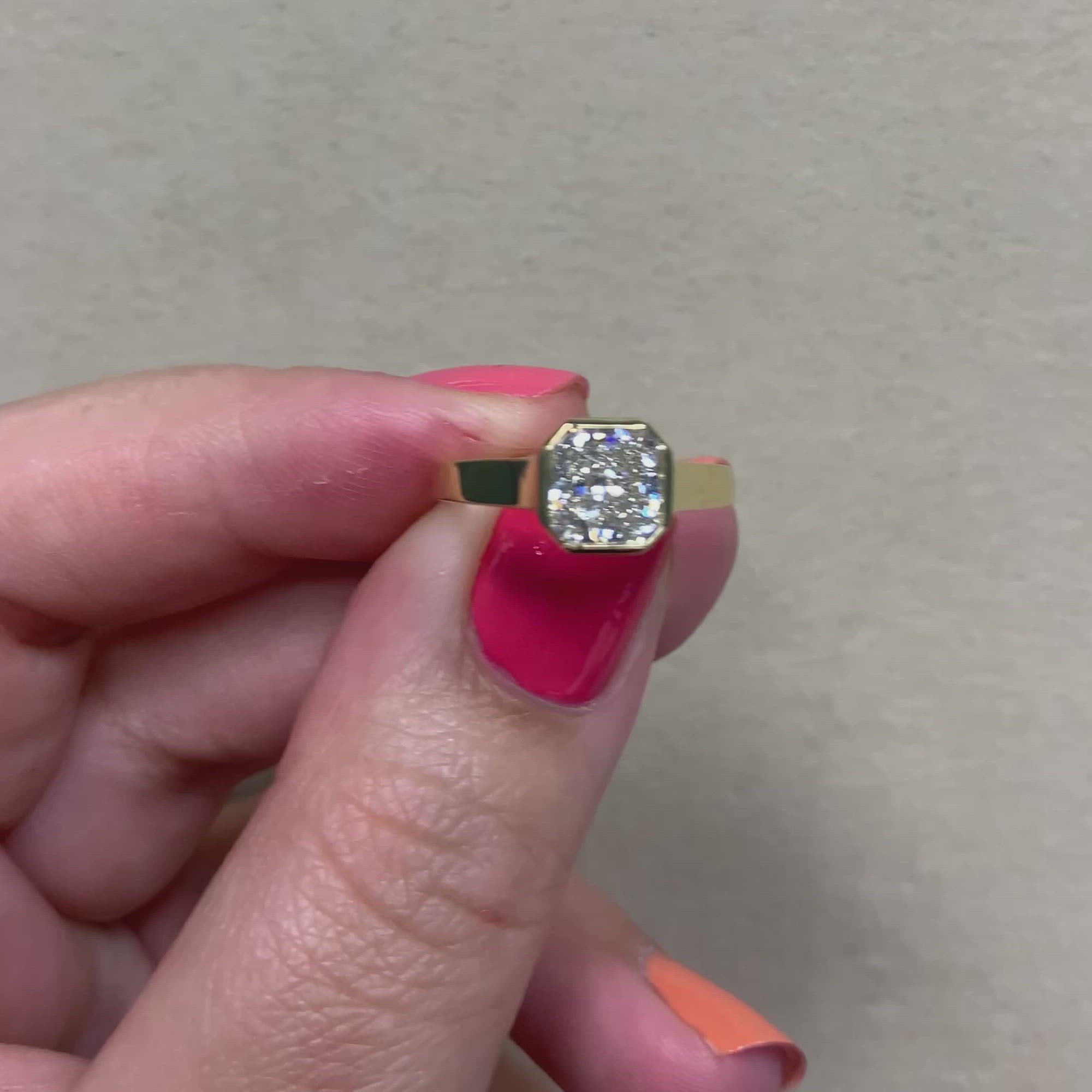 LIZ Bezel Ring - 11 Liz 7